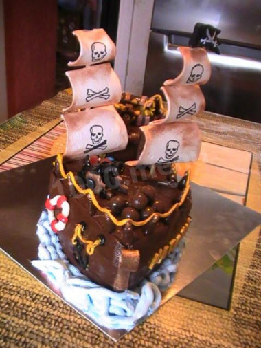 Pirate Ship Cake