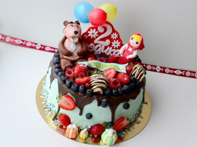 Masha and the Bear children's cake bear