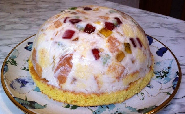 Broken Glass cake with fruit