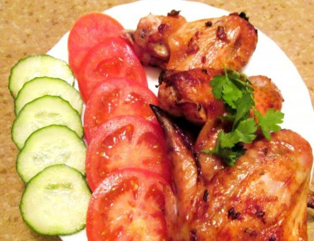 Chicken wings with honey and soy sauce