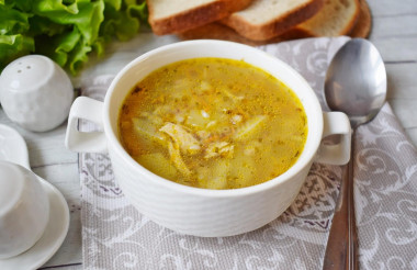 Buckwheat soup with chicken