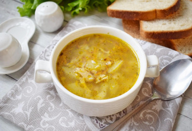 Buckwheat soup with chicken