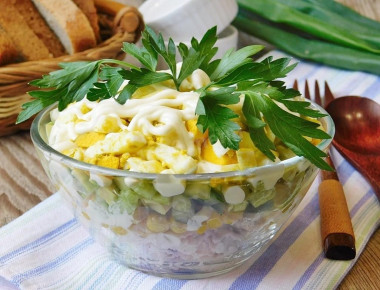 Salad with chicken breast and fresh cucumbers