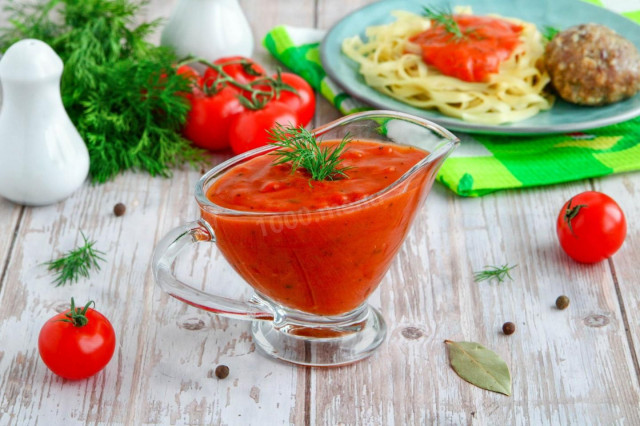 Gravy with flour and tomato paste