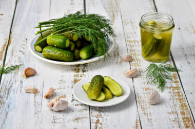 Lightly salted cucumbers in a saucepan in a hot way