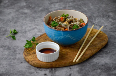 Chicken with buckwheat noodles