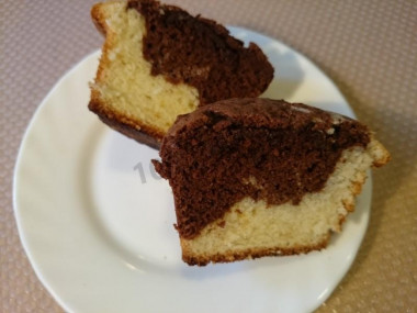 Marble cupcakes with chocolate