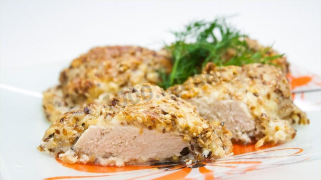 Sesame-crusted chicken fillet