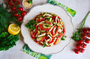 Chicken salad with vegetables