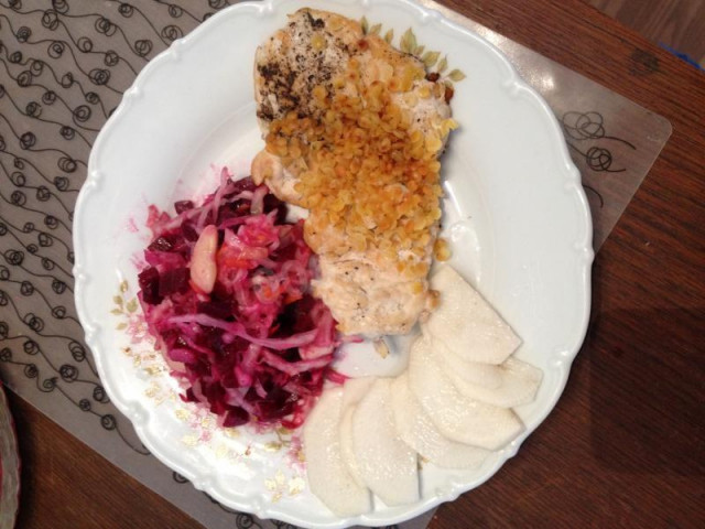 Chicken fillet in lentil breading