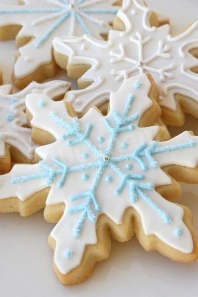 Snowflake New Year cookies