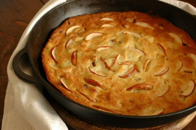 Casserole with apples