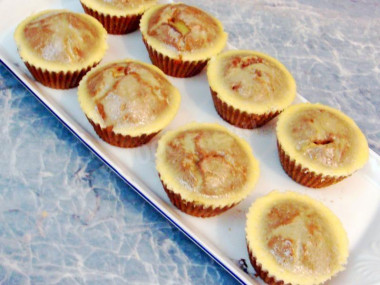 Coffee Muffins with cream