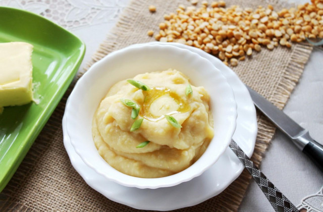 Pea porridge with soaking