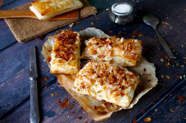 Puff pastry with custard