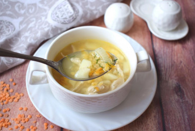 Lentil soup with chicken