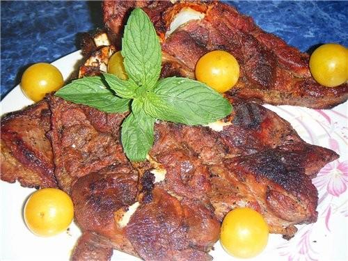 Mutton in beer with cherry plum