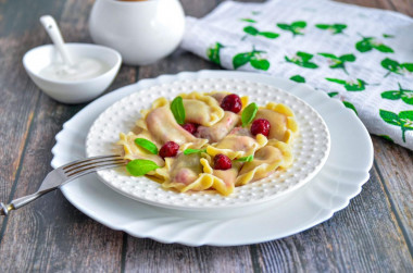 Dumplings with frozen cherries