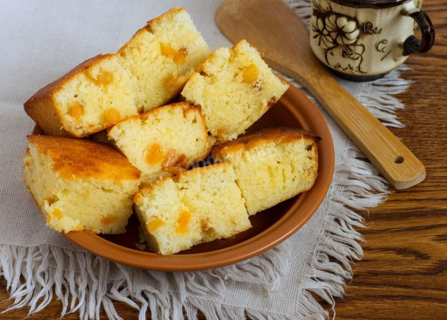 Mannikin in butter and kefir without flour and without eggs