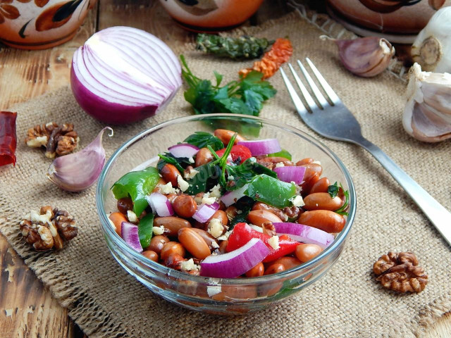 Tbilisi classic salad with beef