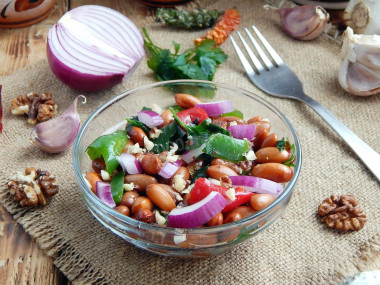 Tbilisi classic salad with beef