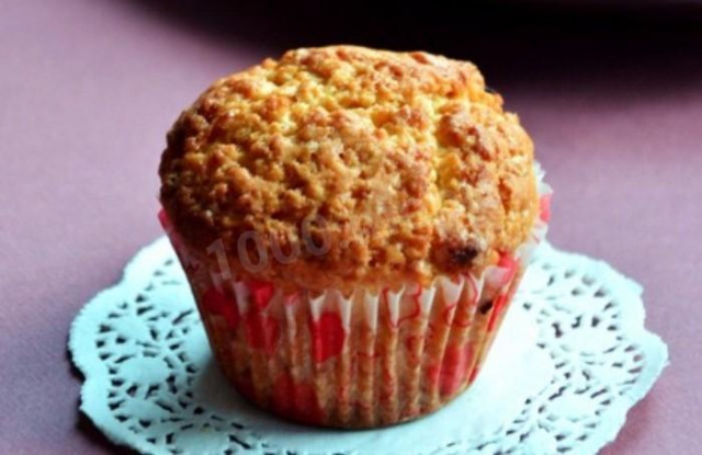 Muffins on kefir with jam filling