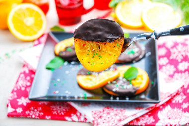 Chocolate covered oranges