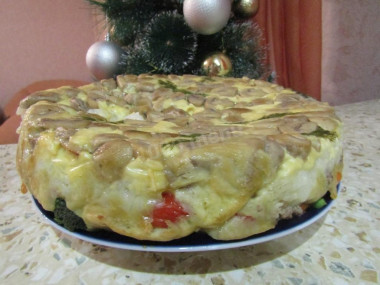 Multilayer aspic pie on kefir with meat and mushrooms