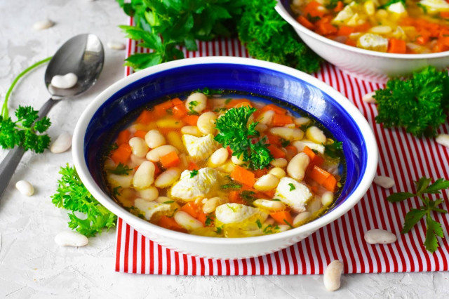 Soup with beans and chicken