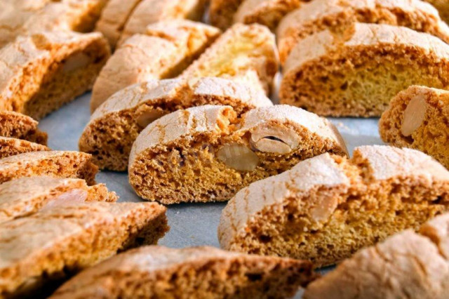 Italian cantuccini