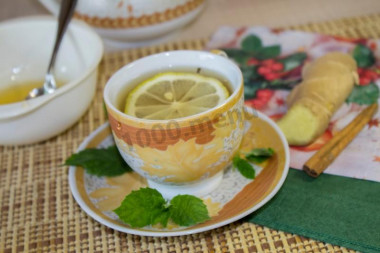 Green tea with ginger lemon and honey