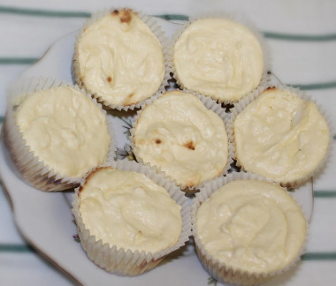 Baby mini cheesecakes