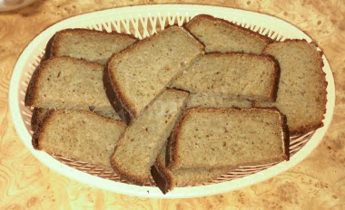 Amaranth-wheat homemade sourdough bread