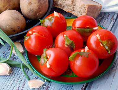 Instant pickled tomatoes