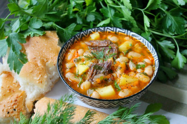 Soup with beans and meat