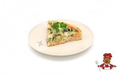 Salmon and broccoli pie