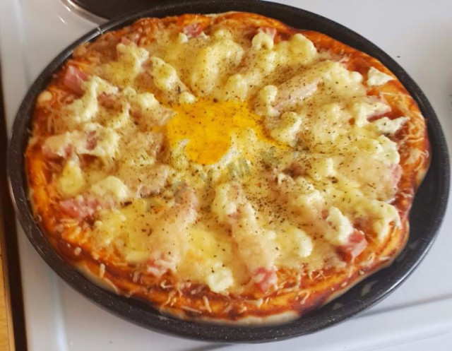 Carbonara Pizza