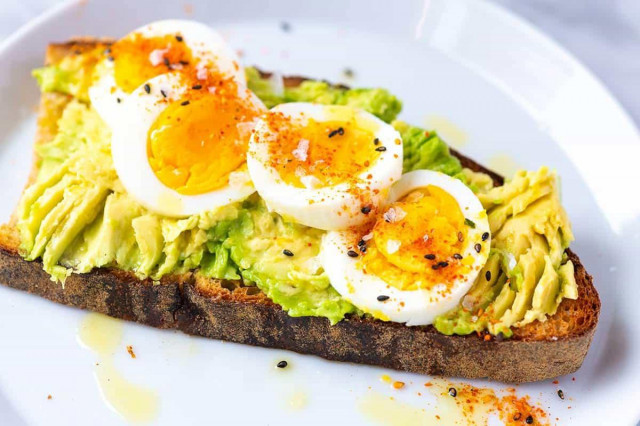 Avocado and egg sandwiches