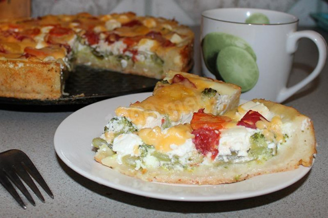 Quiche with broccoli and Feta cheese