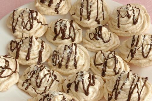 Almond and coconut meringues