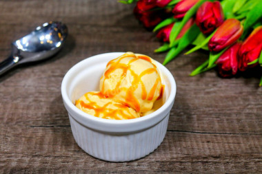 Salted caramel ice cream