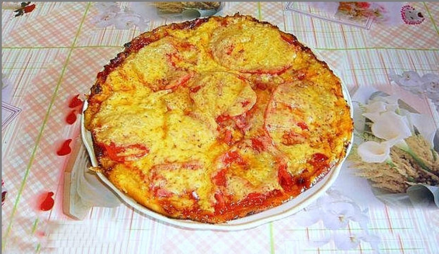 Unsweetened pie in a frying pan