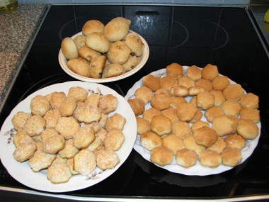 Lean biscuits with brine from oat flakes without eggs