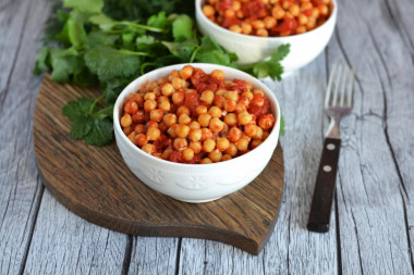 Chickpeas for garnish