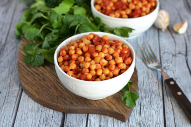 Chickpeas for garnish