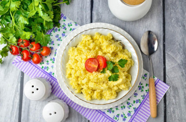 Millet porridge in a slow cooker on water