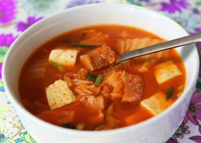 Kimchi soup