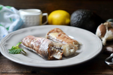 Steamed fish in a slow cooker