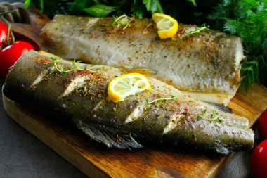 Steamed fish in a steamer