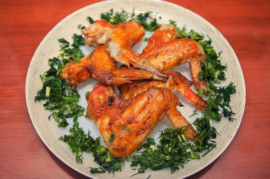 Chicken wings in an aerogrill